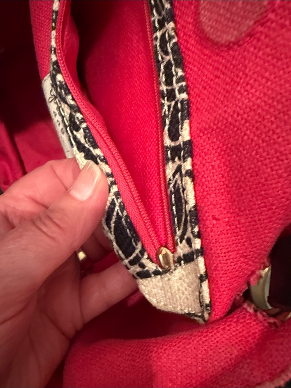 Spartina 449 Black & Cream Floral Canvas Tote with Pink Tassel - Picture 11 of 15